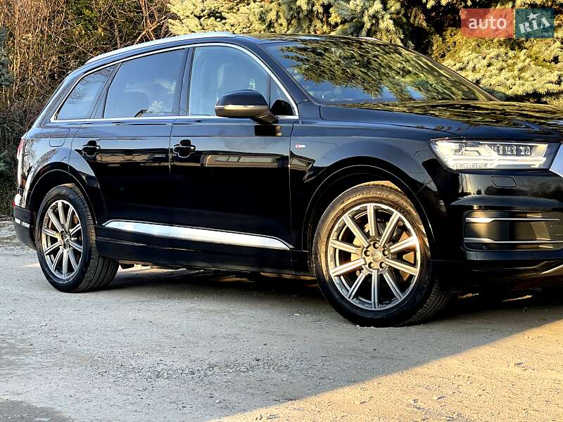 2017 audi q7