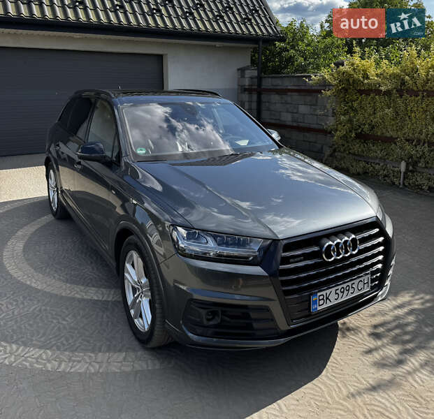 2018 audi q7