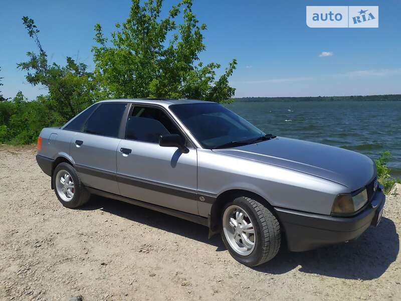 1988 audi 80