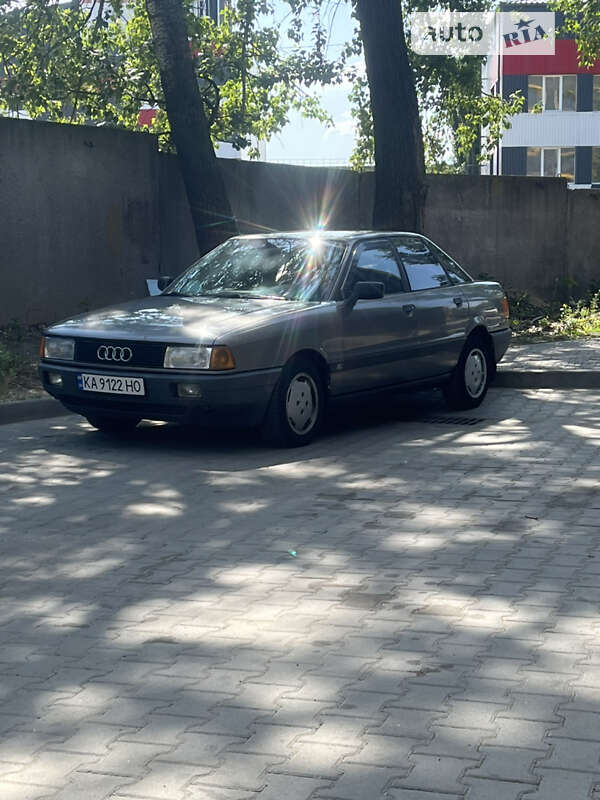 1988 audi 80