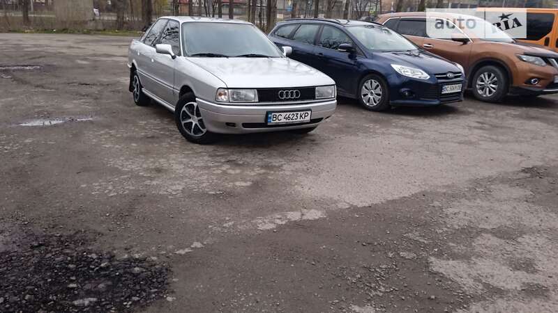 1990 audi 80