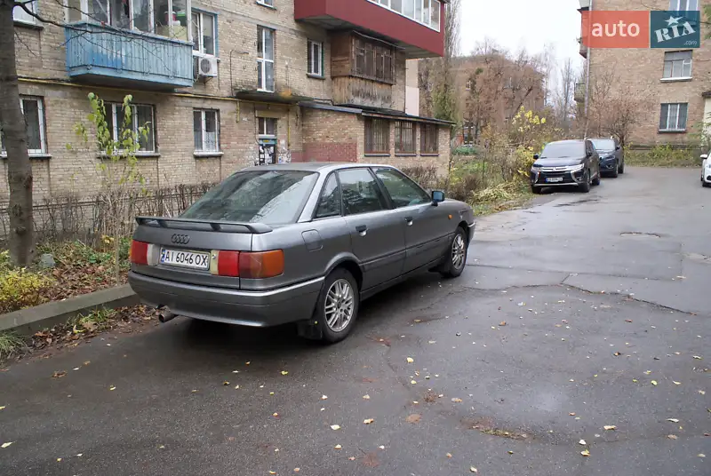 1990 audi 80