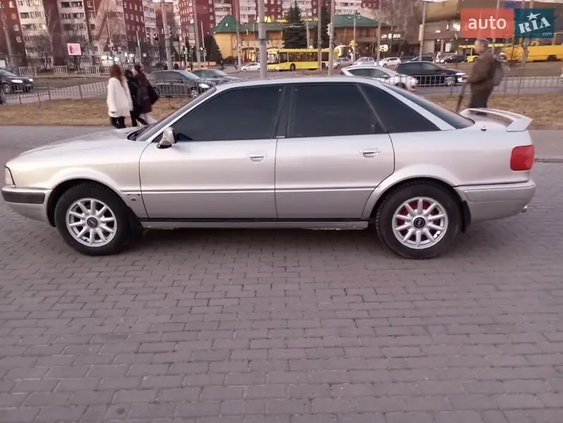 1993 audi 80