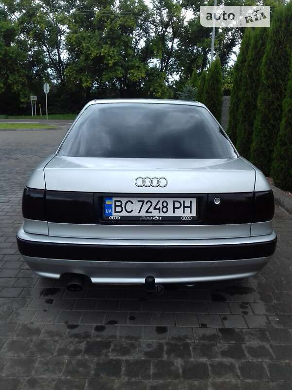 1993 audi 80