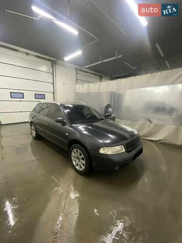 2000 audi a4 avant