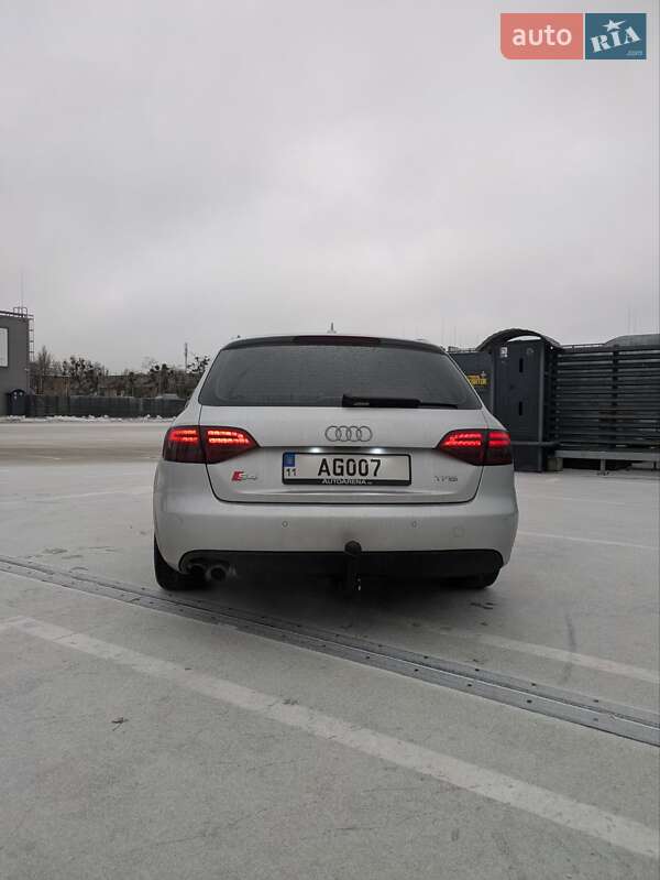 2010 audi a4