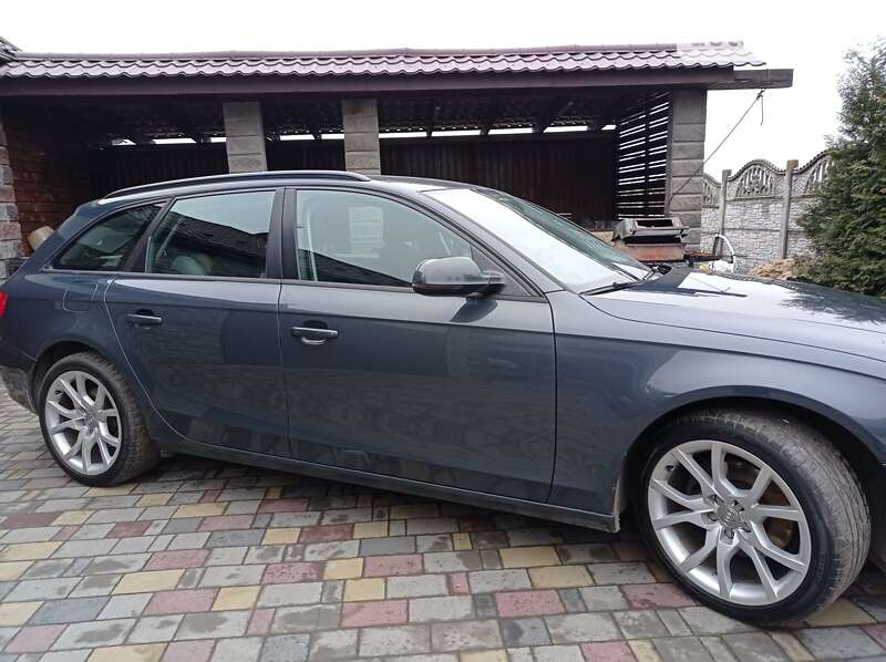 2010 audi a4