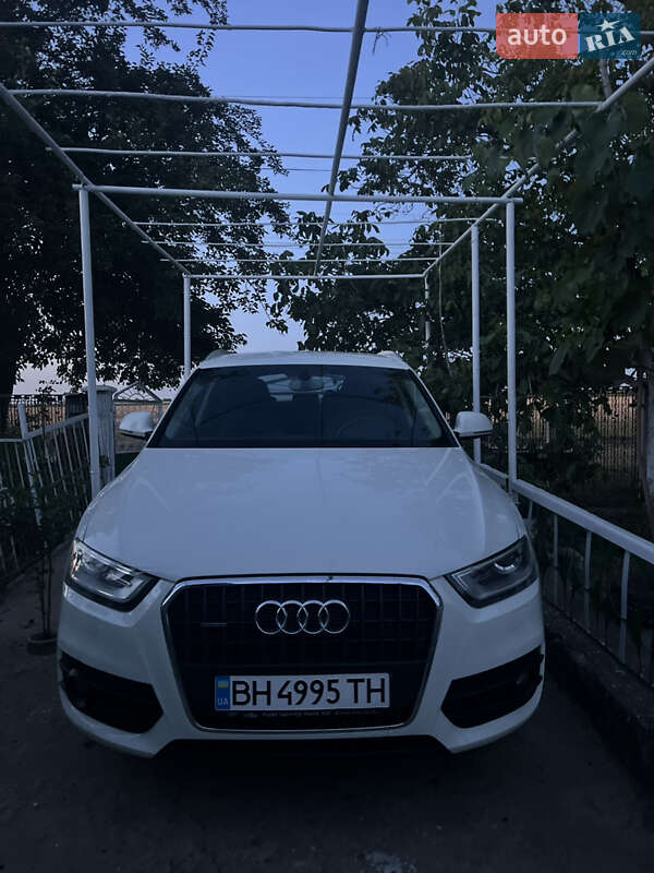 2012 audi q3