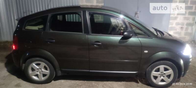 2001 audi a2