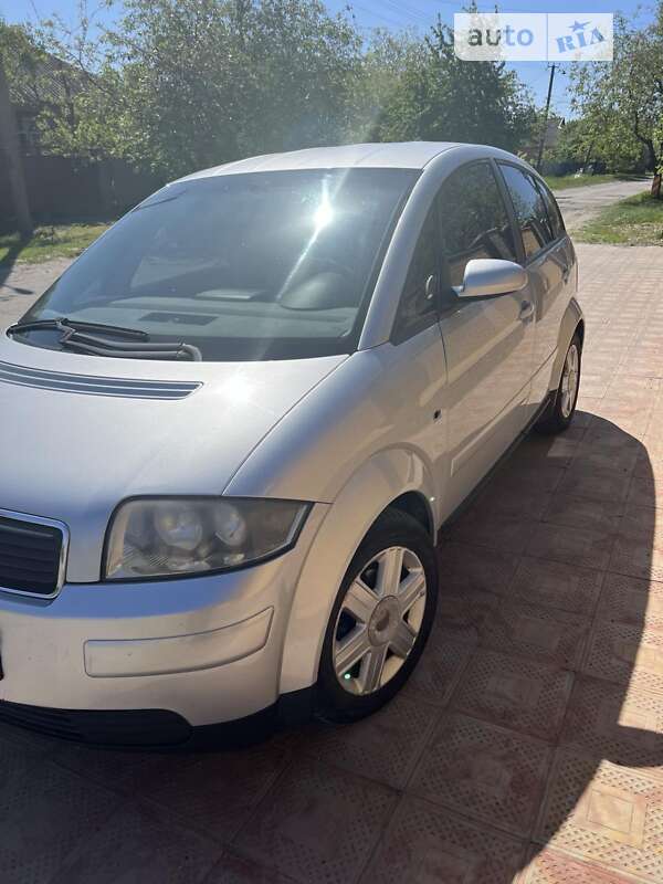 2005 audi a2
