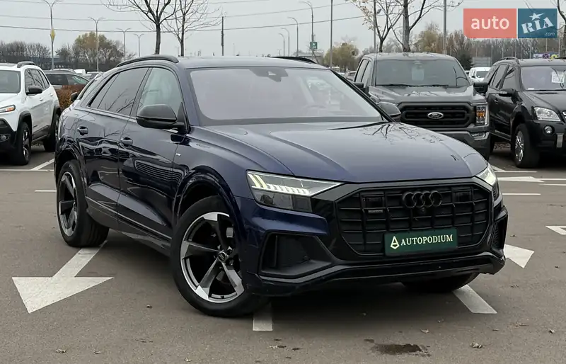 2019 audi q8