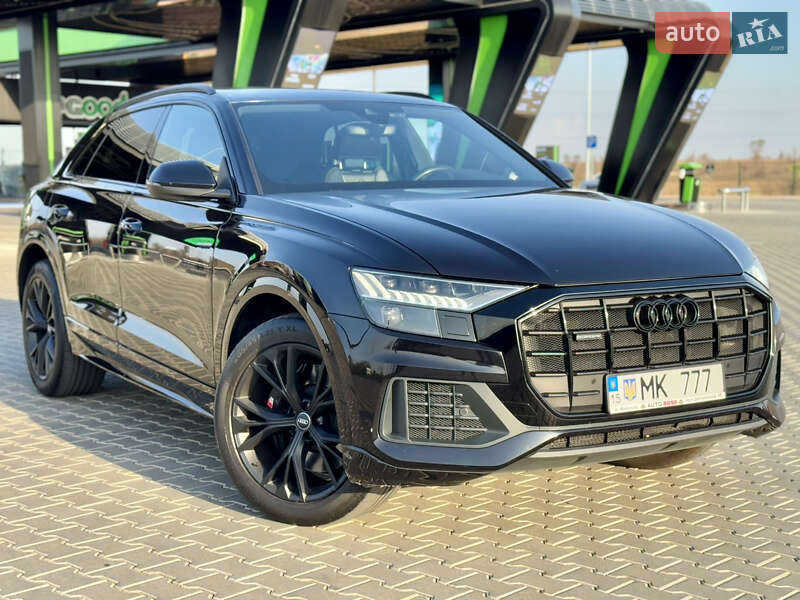 2020 audi q8