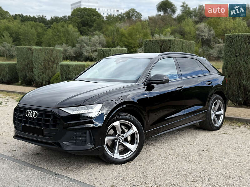 2021 audi q8