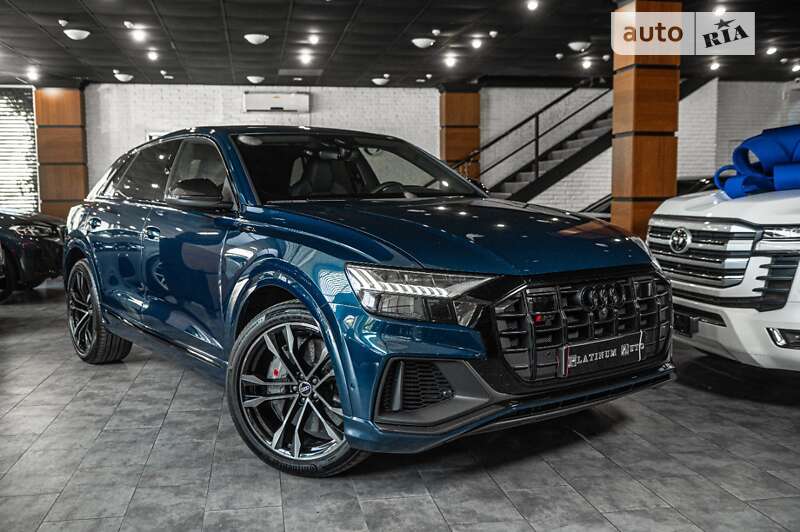 2021 audi sq8