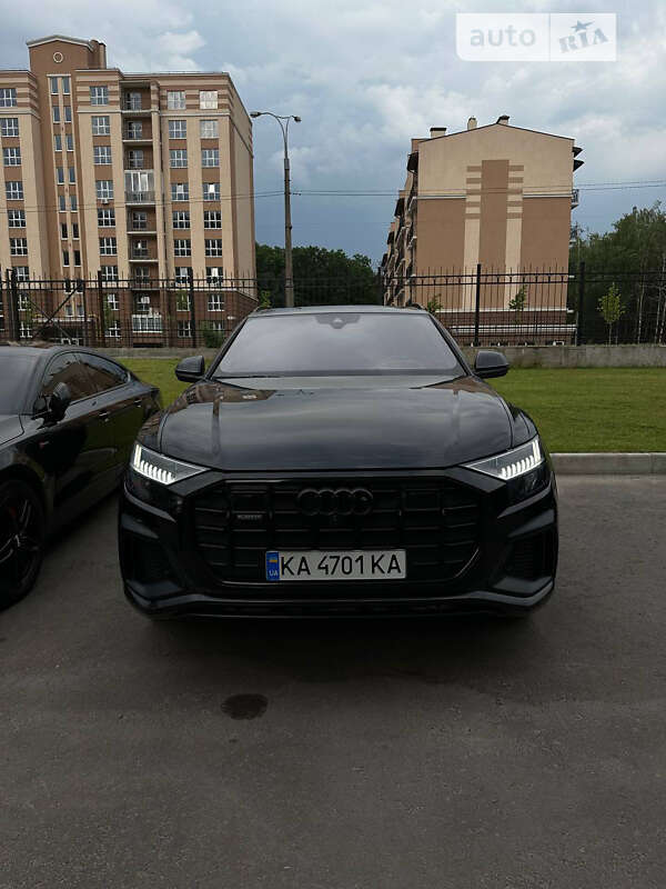 2018 audi q8