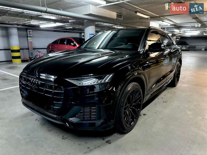 2019 audi q8