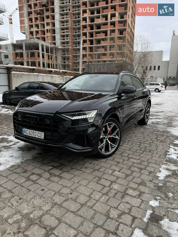 2019 audi q8