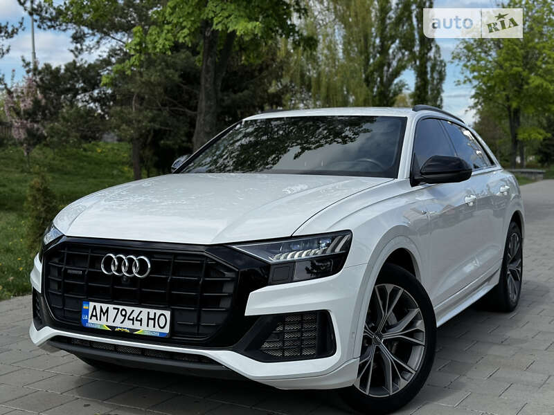 2020 audi q8