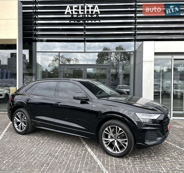 2021 audi q8