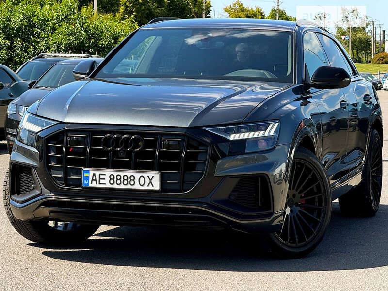 2021 audi sq8