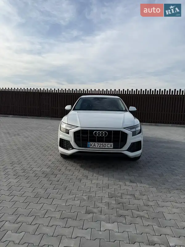 2021 audi q8