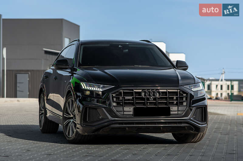 2022 audi q8