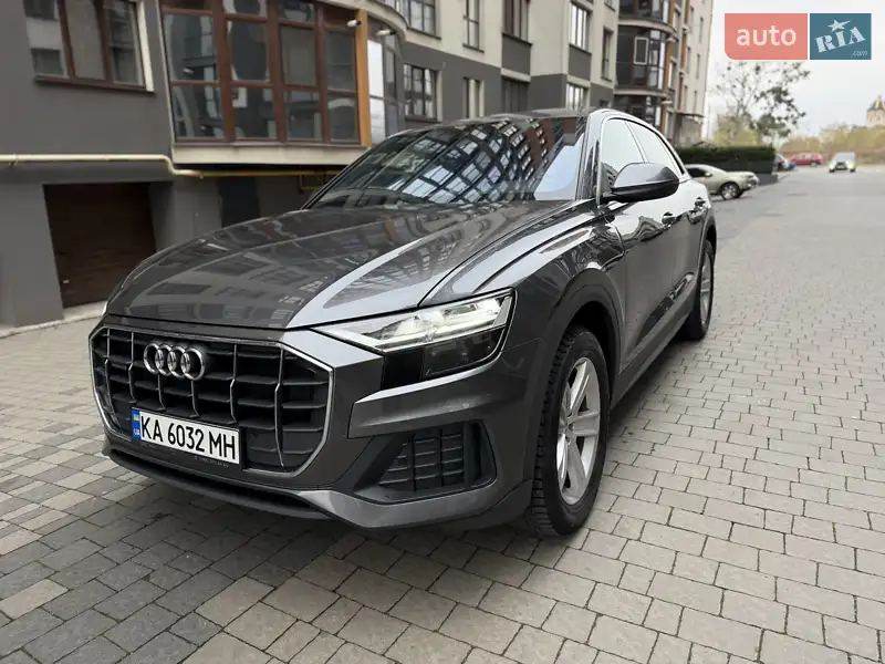 2022 audi q8