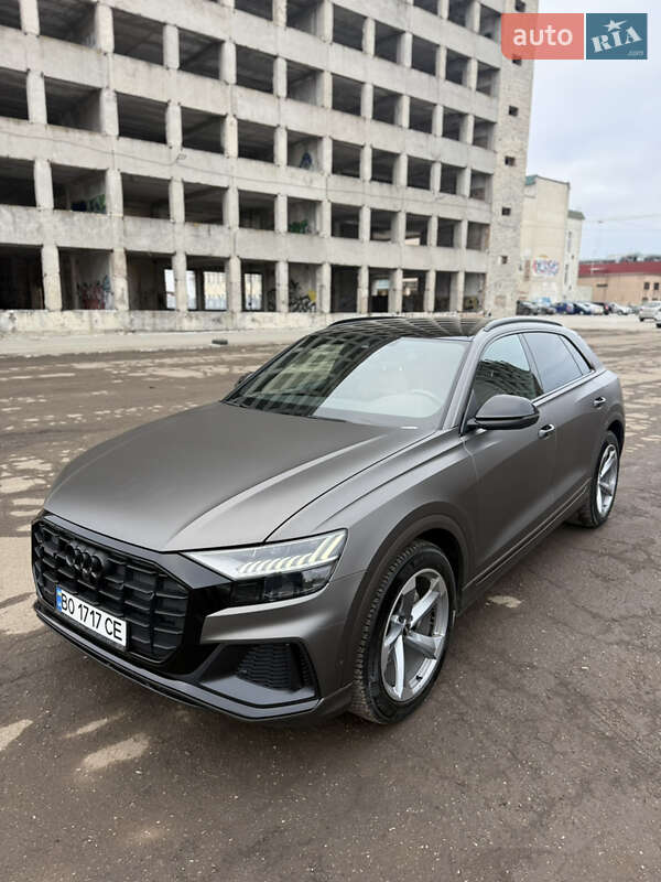 2022 audi q8