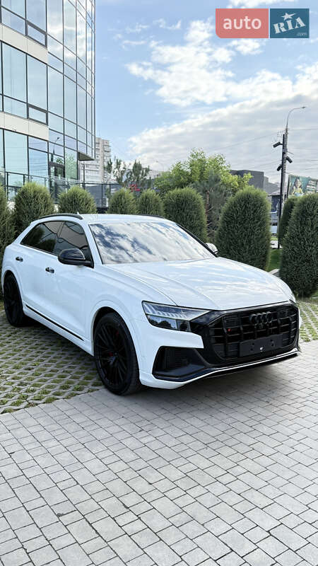 2023 audi sq8