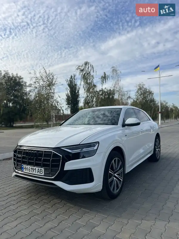 2021 audi q8