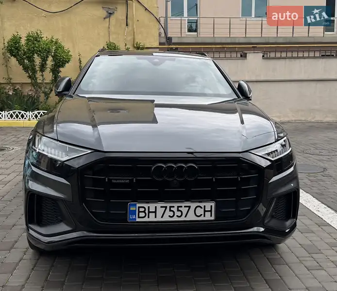 2023 audi q8