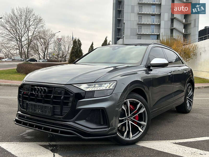 2023 audi sq8