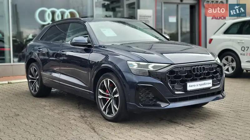 2025 audi sq8