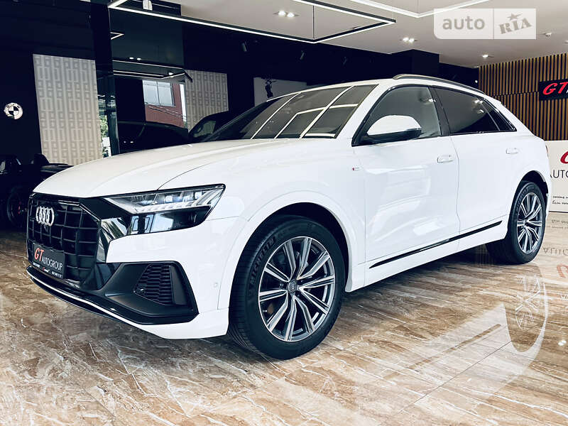 2018 audi q8