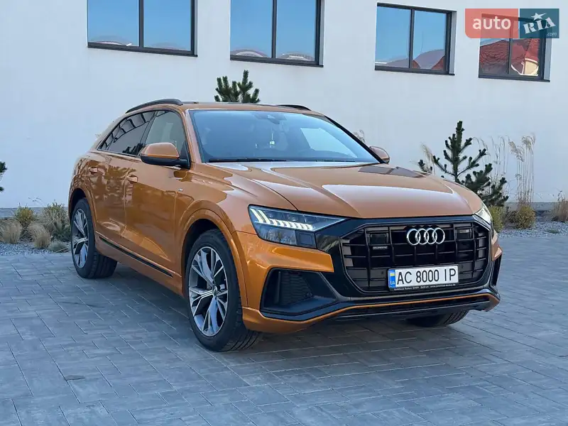 2019 audi q8