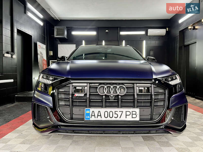 2020 audi sq8
