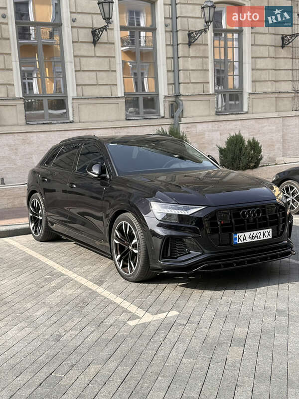 2020 audi sq8