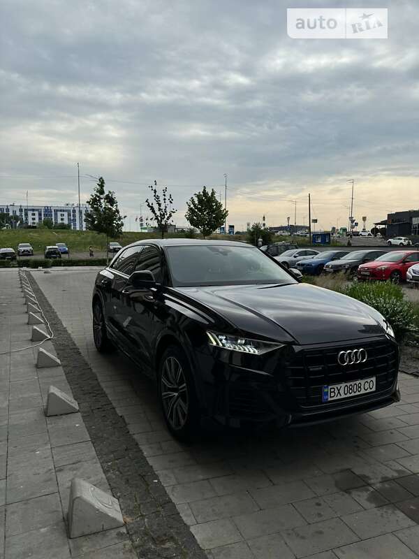 2020 audi q8