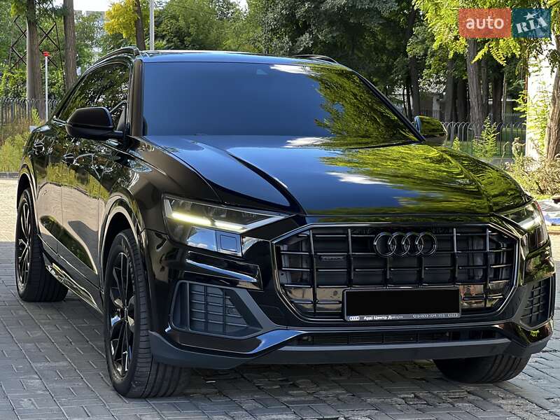 2021 audi q8