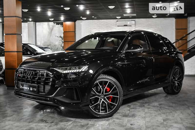 2021 audi sq8