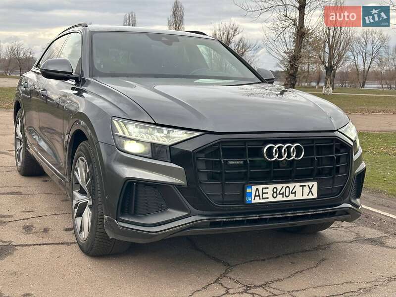 2021 audi q8