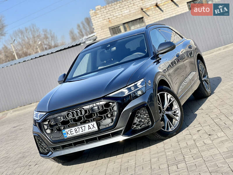 2023 audi sq8