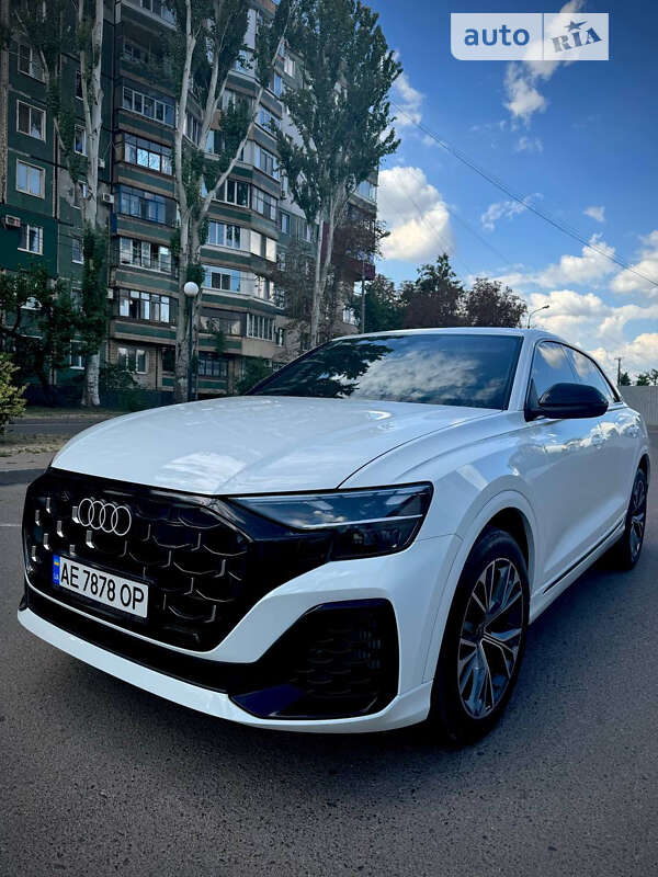 2024 audi sq8