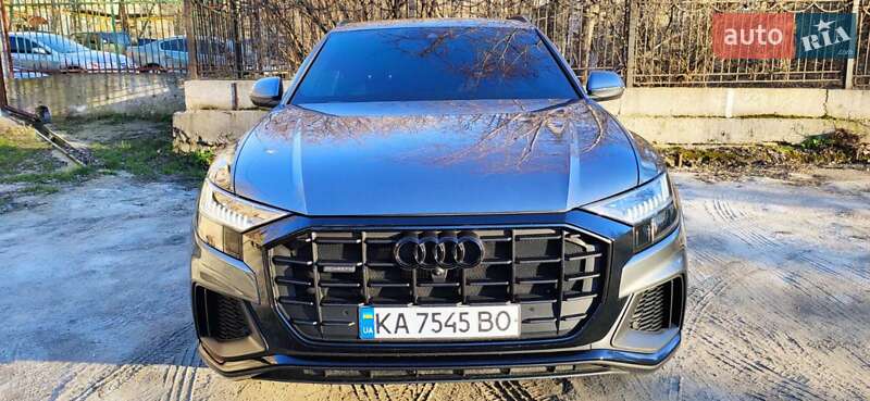 2020 audi q8