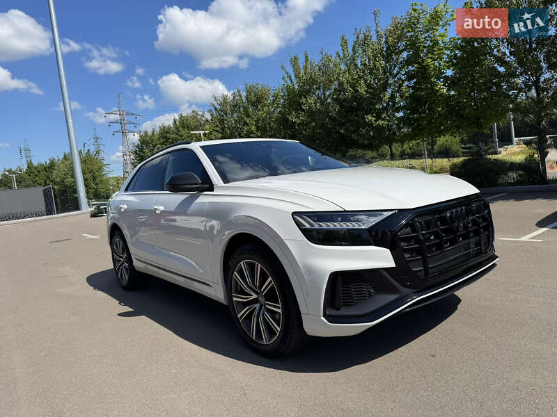 2021 audi sq8
