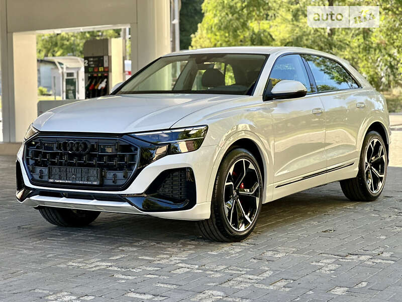 2024 audi q8