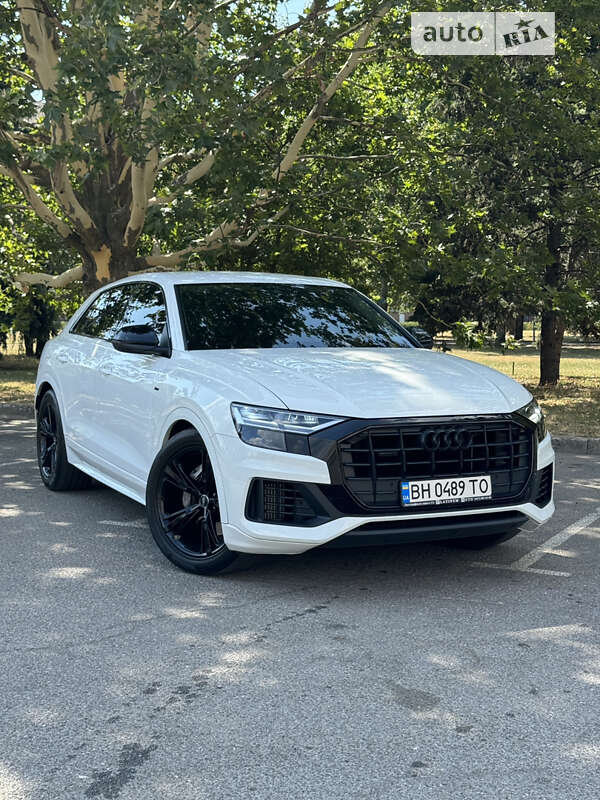 2018 audi q8