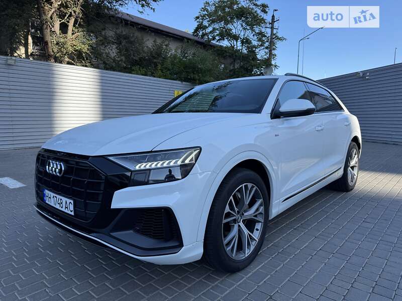 2018 audi q8