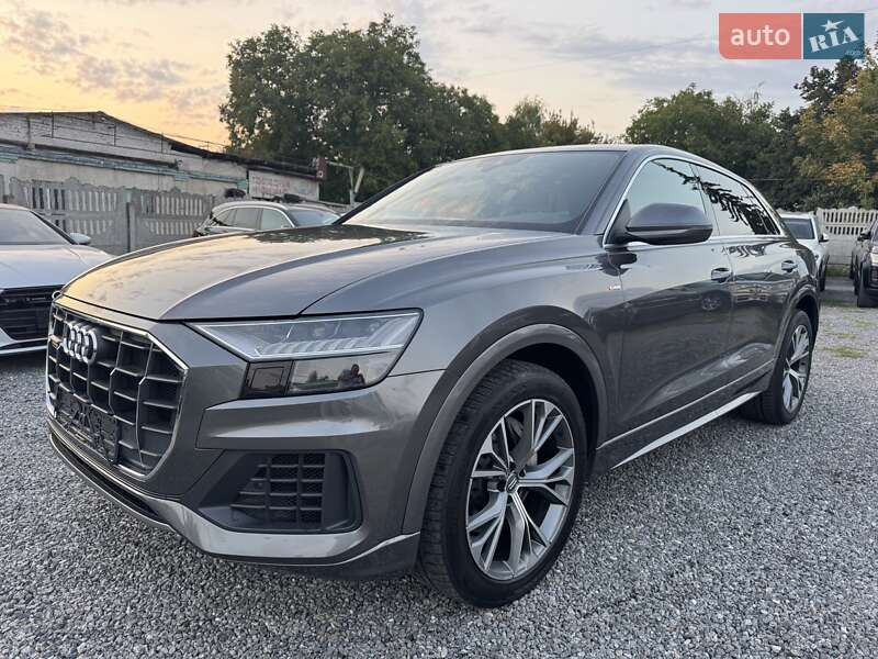2019 audi q8