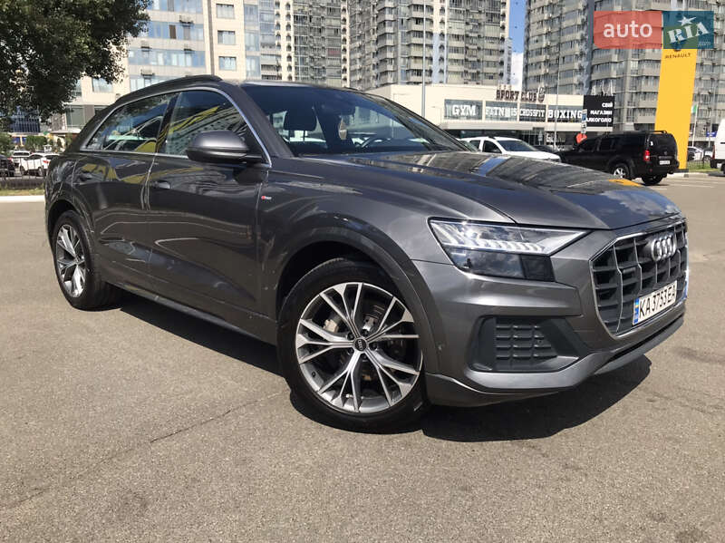 2021 audi q8